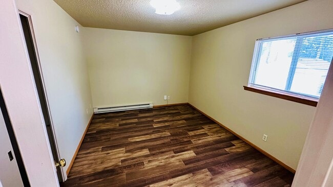 Building Photo - Williams Ave Apartments