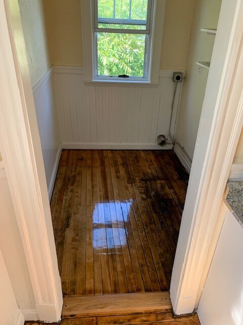 washer Dryer hookups - 147 Dorchester St