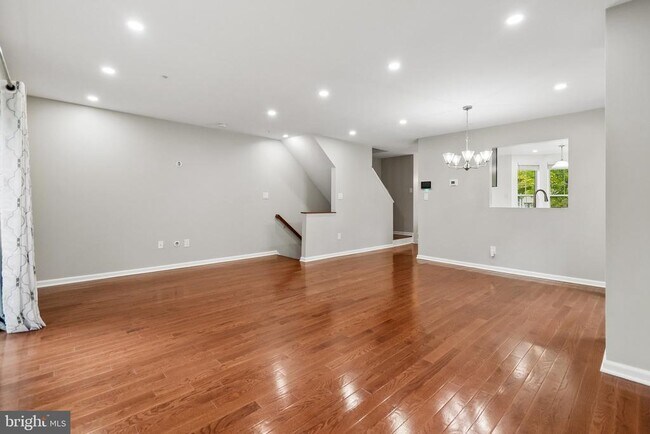 Foto del edificio - 10737 Kitchener Ct