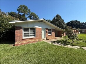 Building Photo - 3056 Pleasant Valley Rd