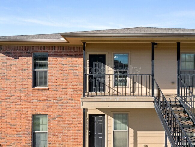 Foto del edificio - 10005 Amber Cir