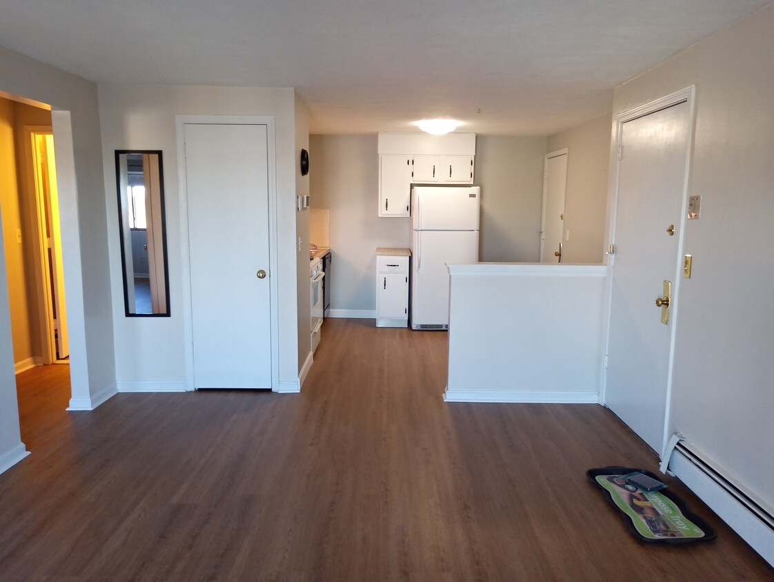 36 Main St Unit 03, North Reading, MA 01864 Apartments in North