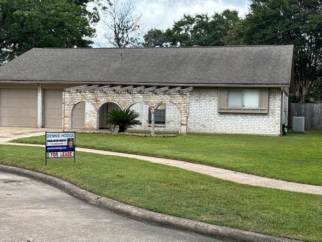 Foto principal - 16338 Autumn Wind Dr