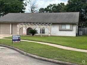Building Photo - 16338 Autumn Wind Dr