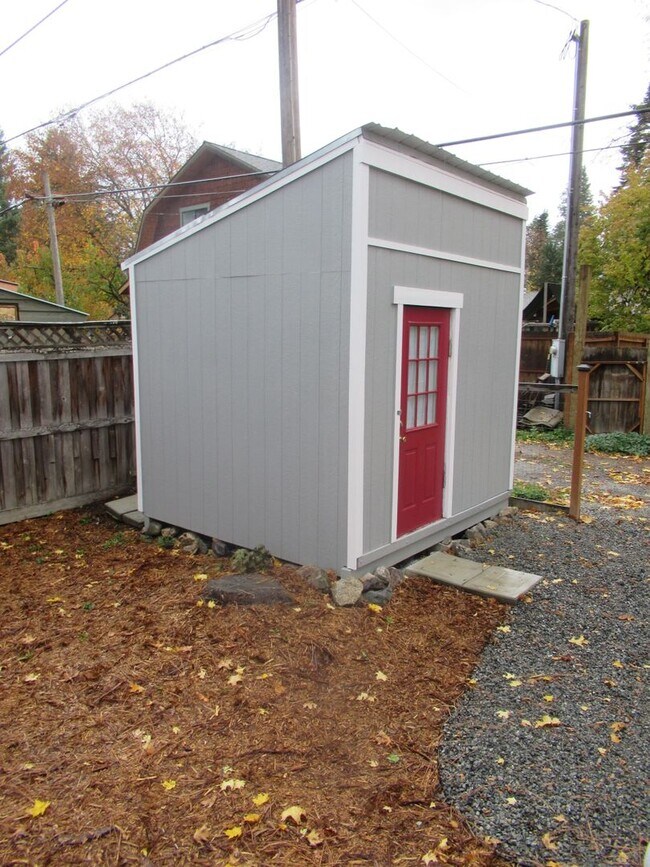 Foto del edificio - Studio home in Sandpoint