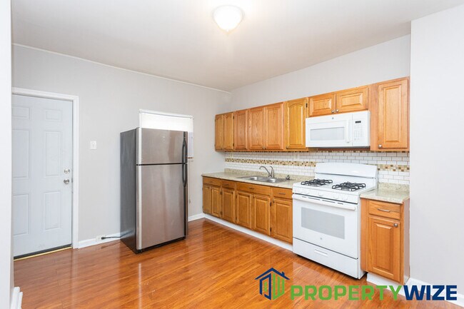 Foto del edificio - 2608 McElderry St