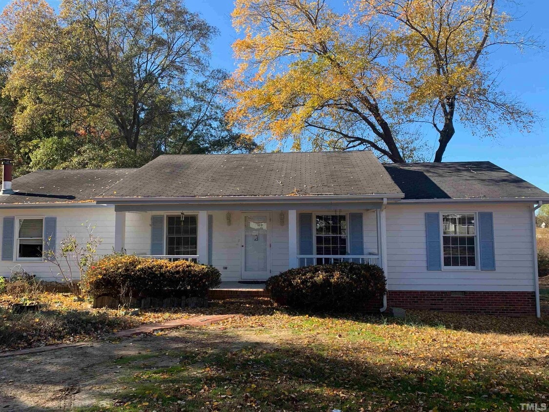 8100 Rhodes Rd, Apex, NC 27539 House Rental in Apex, NC