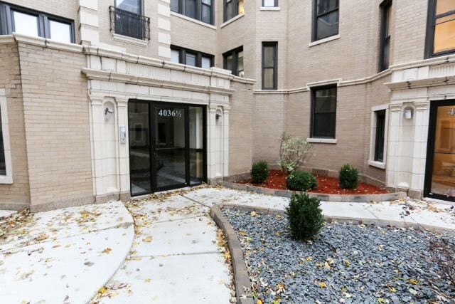 Building Photo - 4041 N Ashland
