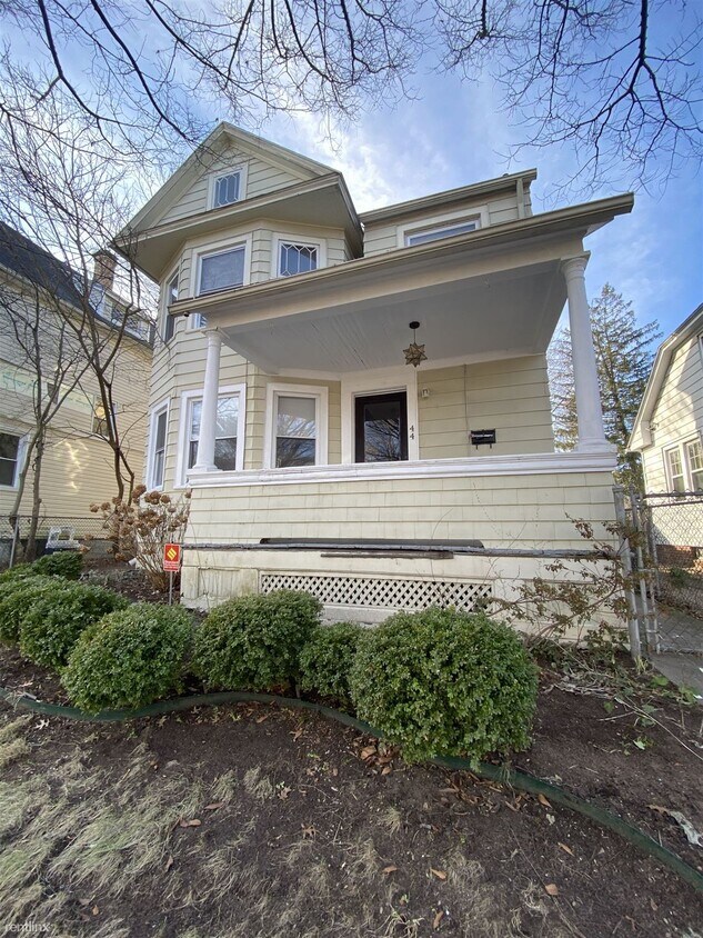 Primary Photo - 4 br, 2 bath House - 44 Downing St House