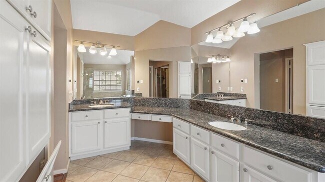 Building Photo - 20602 Autumn Terrace Ln
