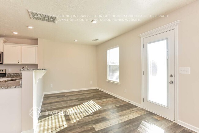 Building Photo - 7333 Maroney Dr