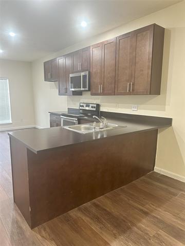 Foto del edificio - 12921 Abrams Rd