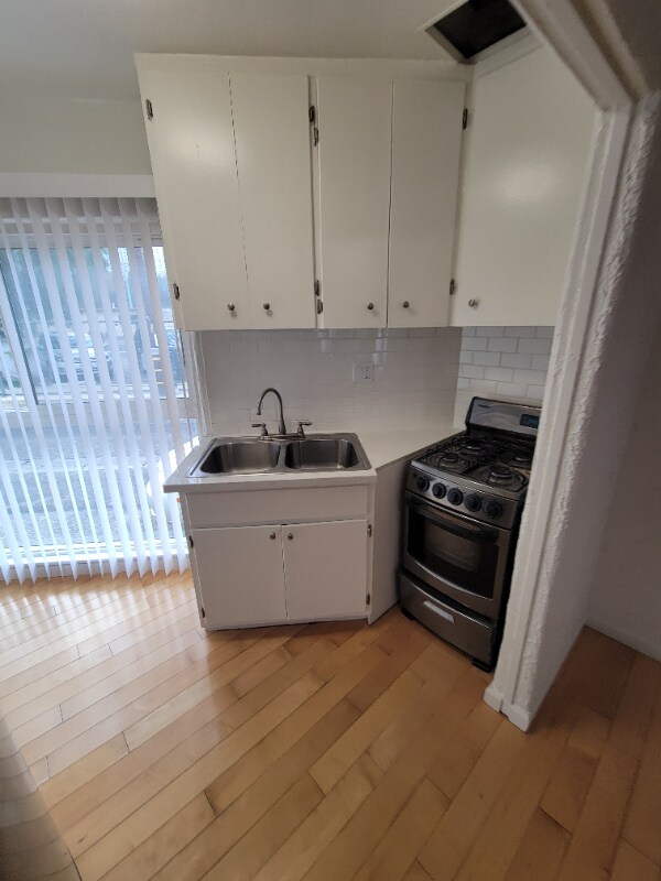 Foto del edificio - 485 S Roxbury Dr