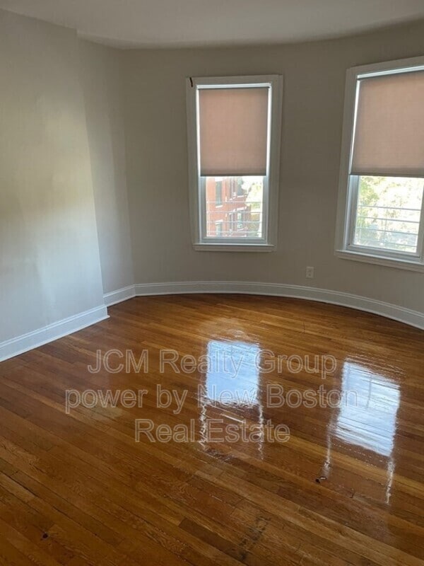 Foto del edificio - 184 Walnut Ave