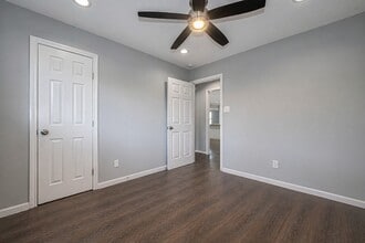 Building Photo - 319 Gentilly Dr