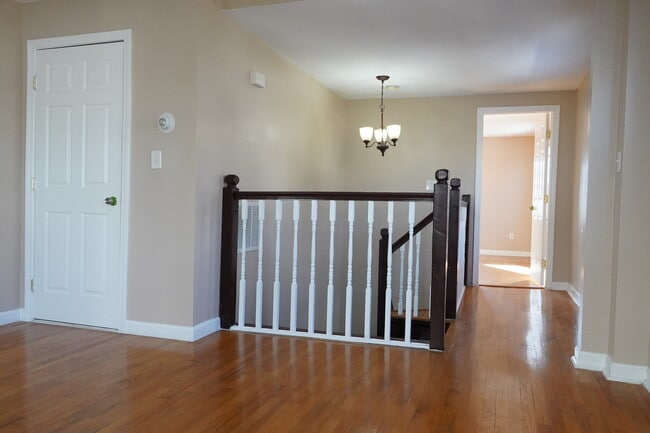 Foto del edificio - 14 School St