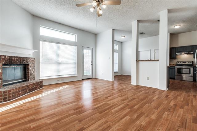 Foto del edificio - 2624 Crystal Falls Dr