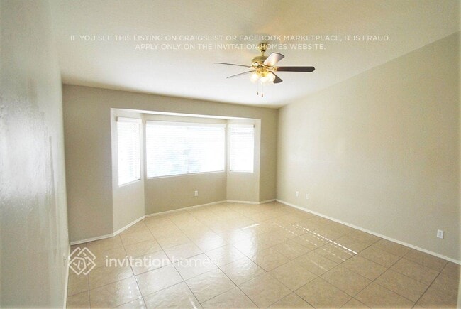 Building Photo - 10967 W Elm Ln