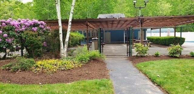 Foto del edificio - 9 Beal's Cove Rd