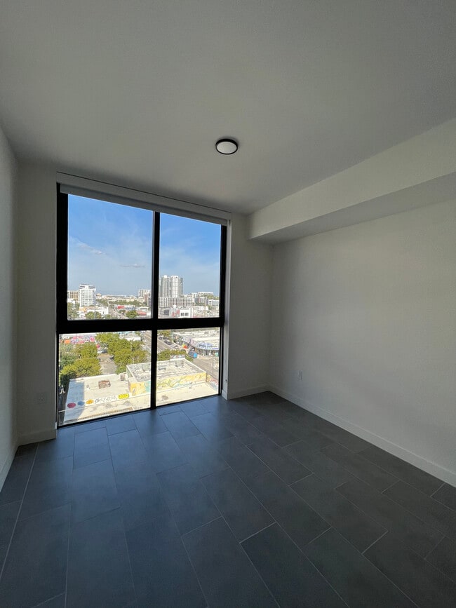 Foto del edificio - 108 NW 27th St