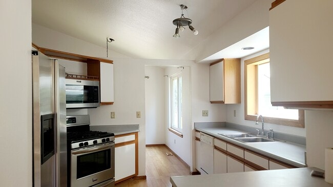 Building Photo - 2599 W 110th Ave