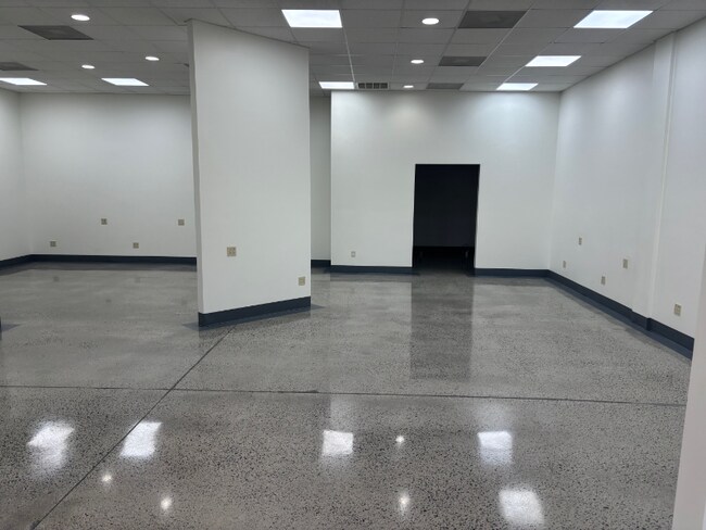 Foto del edificio - 515 Cross St