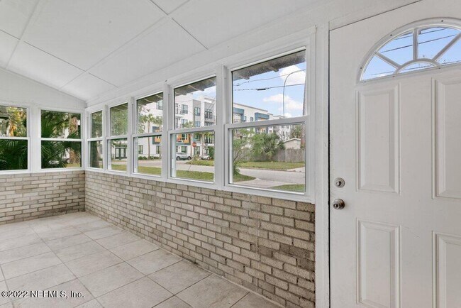 Building Photo - 2310 Mitchell Pl
