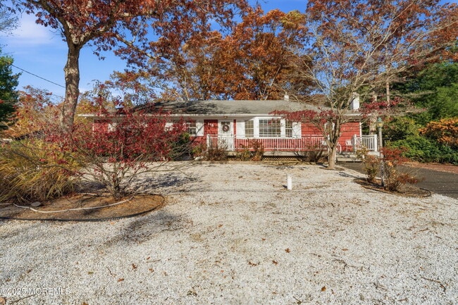 Building Photo - 218 Holly Ave