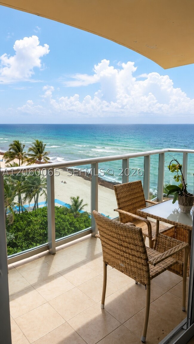 Building Photo - 2501 S Ocean Dr