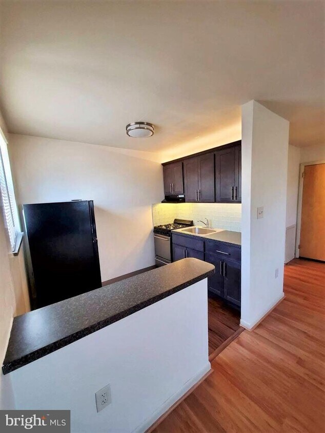 Foto principal - 711 Forrest St