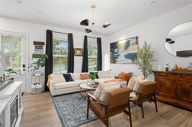 Foto del edificio - 1328 Breezy St SE