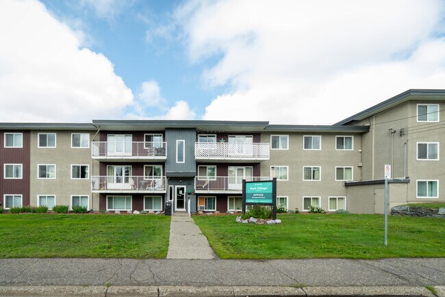 Photo du bâtiment - Park Village Apartments