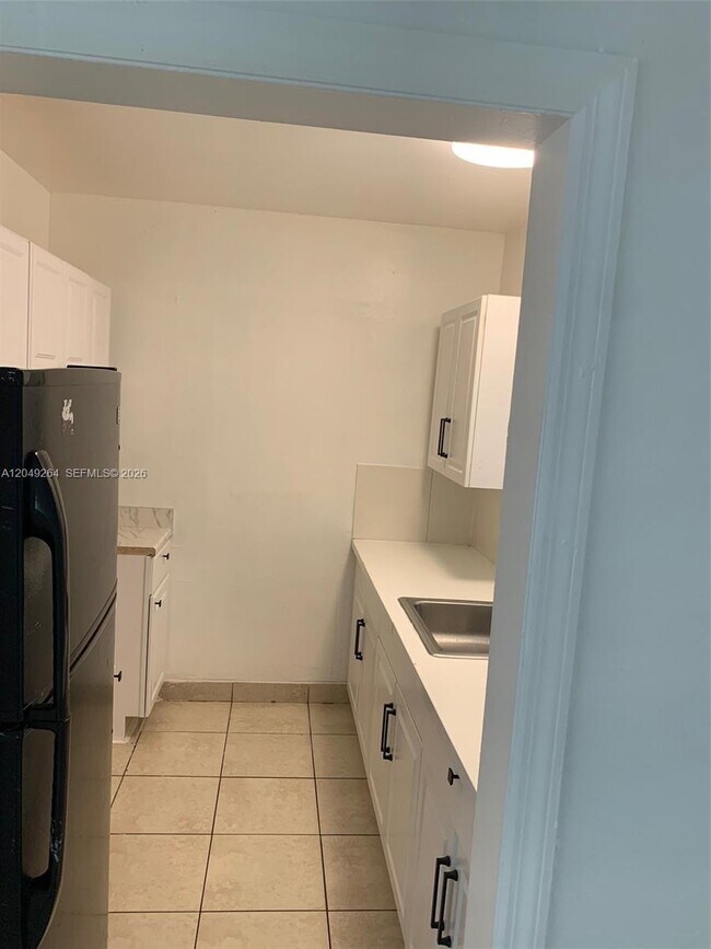 Foto del edificio - 2114 NE 168th St