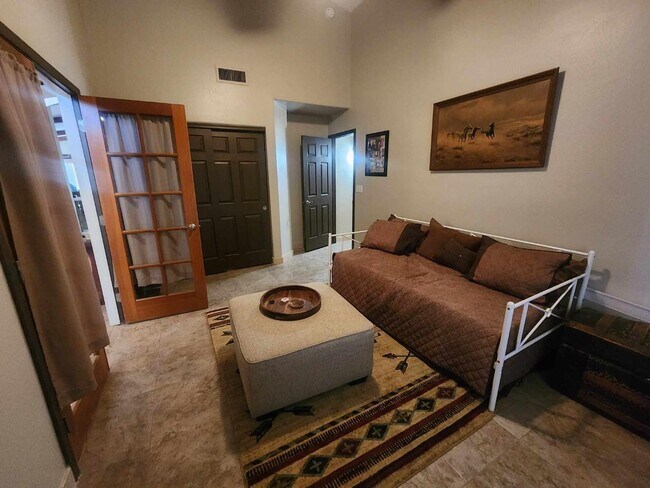 Foto del edificio - 37437 N 19th Ave