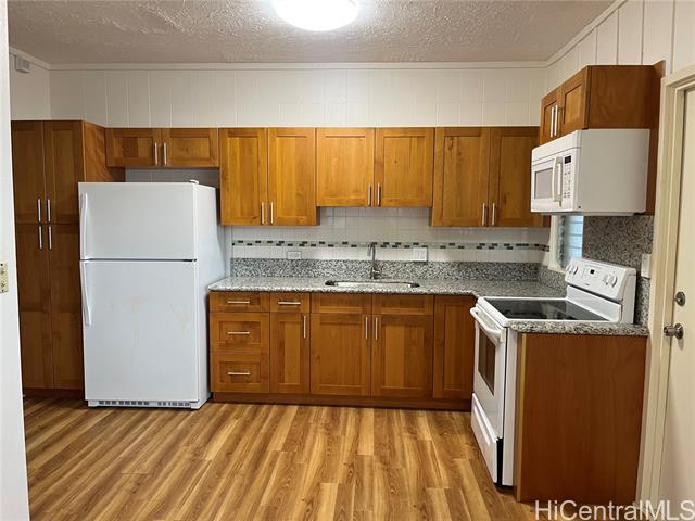Building Photo - 3458 Maunaloa Ave