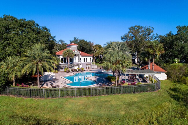 Altamira Place Apartment Homes Altamonte Springs Fl Apartments Com