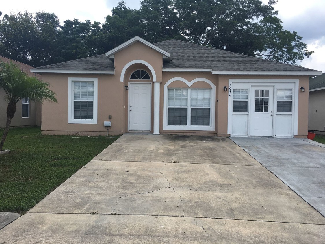Primary Photo - 3054 Pineda Dr
