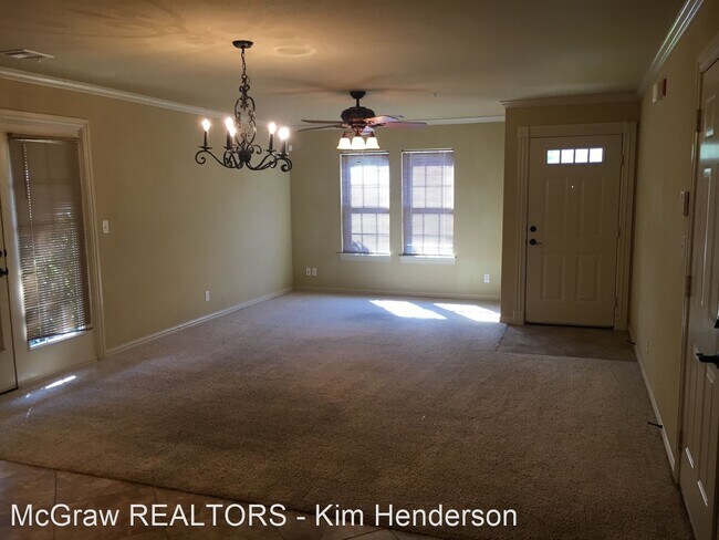 Foto del edificio - 1 br, 1.5 bath House - 400 W El Paso St