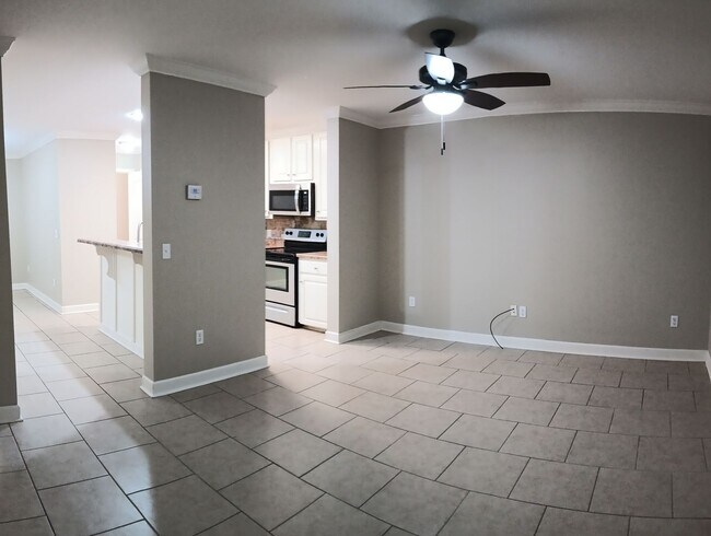 Foto del edificio - 3 Bedroom/2.5 Bath in Countryview Village