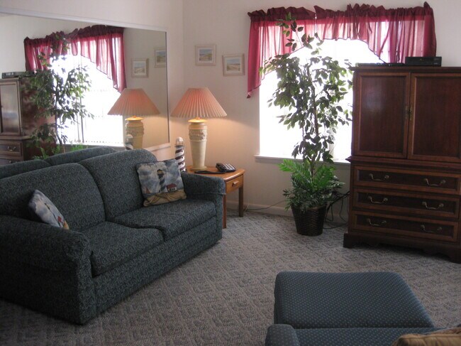 Foto del edificio - 1000 Marigold Rd
