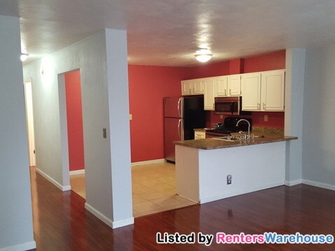 Building Photo - 842 Wickford Dr
