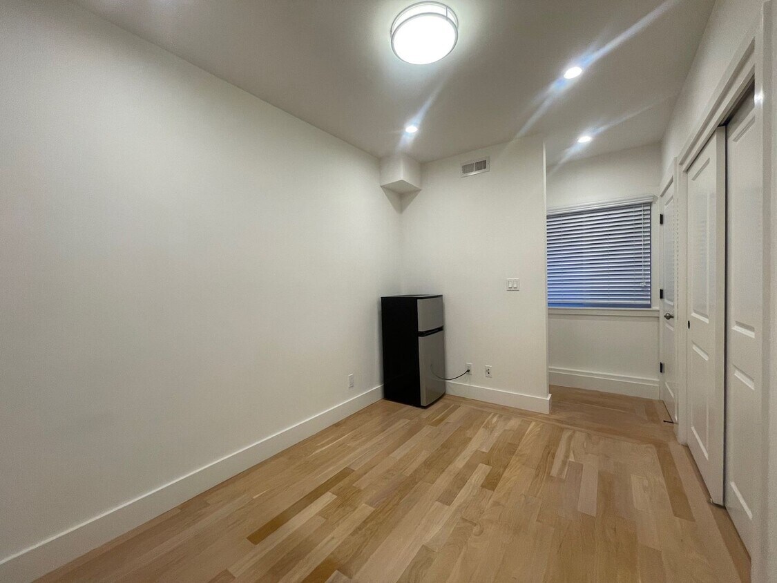 Foto del edificio - Nice and clean studio proximate to SFSU/SFCC (1st month rent free if qualified)