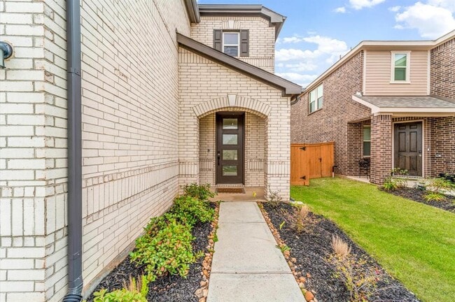 Building Photo - 2860 Grand Anse Dr