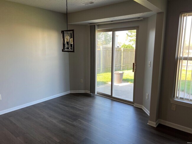 Building Photo - 11621 Ballycastle Pl