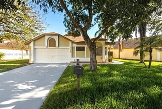 Building Photo - 138 Colly Way