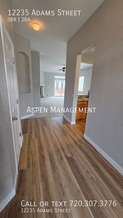 Foto del edificio - 12235 Adams St