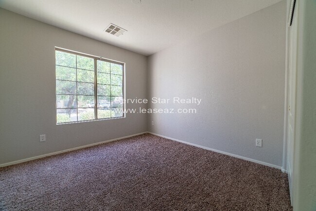 Foto del edificio - 23426 W Cocopah St