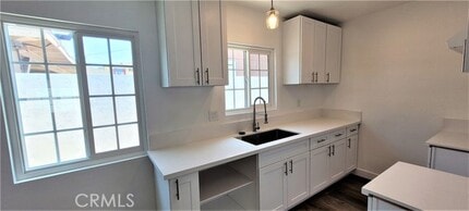 Building Photo - 201 S Rowan Ave