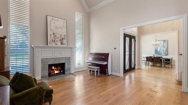 Foto del edificio - 5817 Deer Park Ln