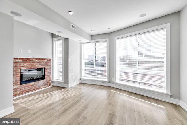 Foto del edificio - 1617 Brown St